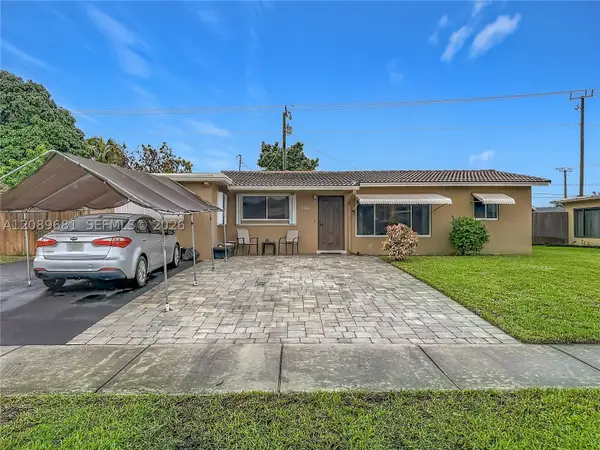 4220 NE 4th Ter, Deerfield Beach, FL 33064