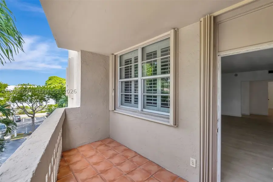 90 Edgewater Dr #327, Coral Gables, FL 33133 - #3