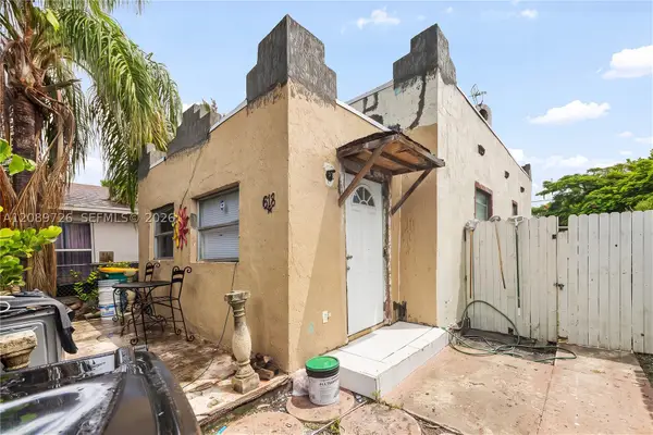 618 N D St, Boynton Beach, FL 33460