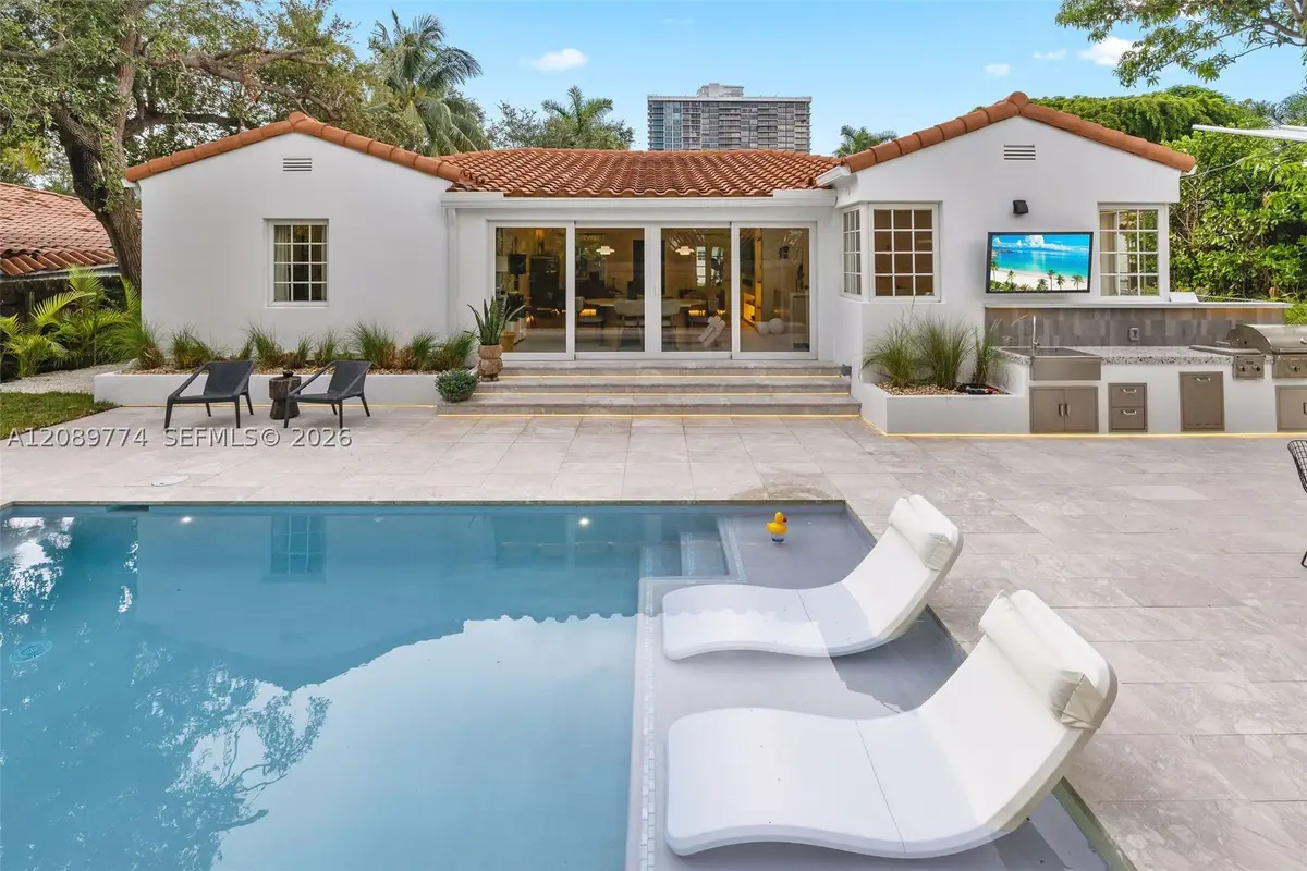 823 NE 72nd St, Miami, FL 33138 - #1