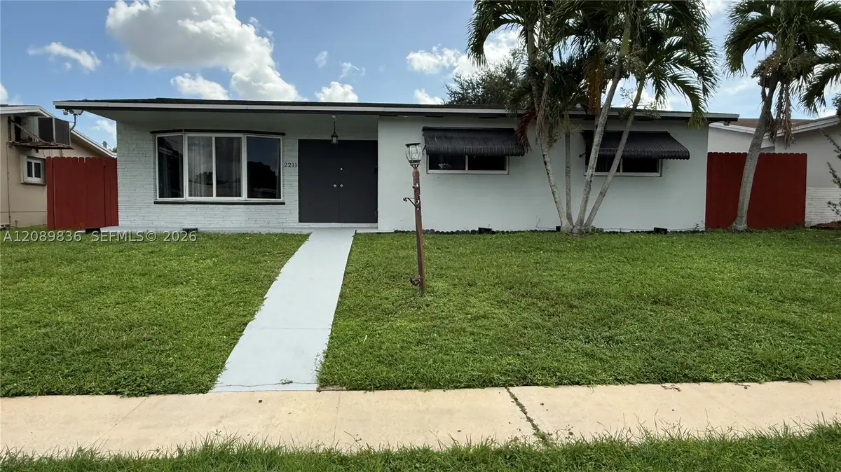 2211 N 54th Ave, Hollywood, FL 33021 - #1