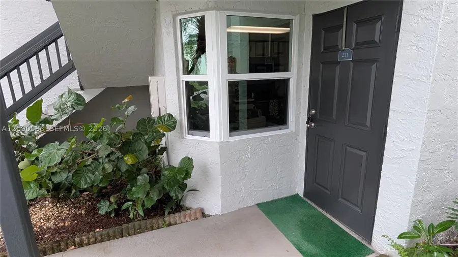 211 SW 113th Way #211, Pembroke Pines, FL 33025 - #3