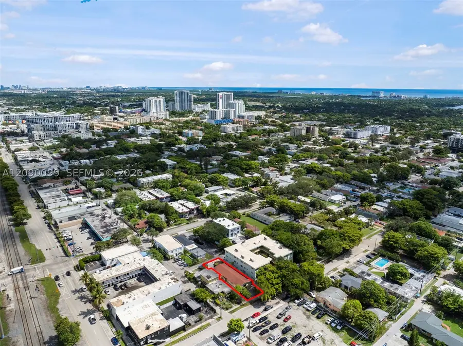 2033 Dewey St, Hollywood, FL 33020 - #3