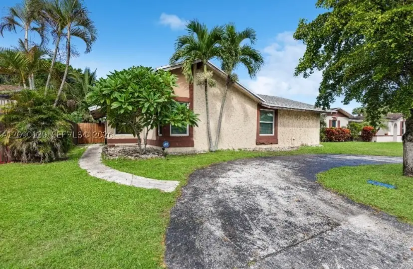 281 SW 83rd Ave, North Lauderdale, FL 33068 - #2