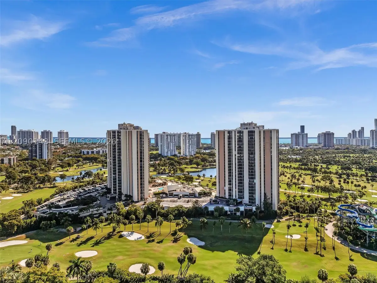 20379 W Country Club Dr #332, Aventura, FL 33180 - #1