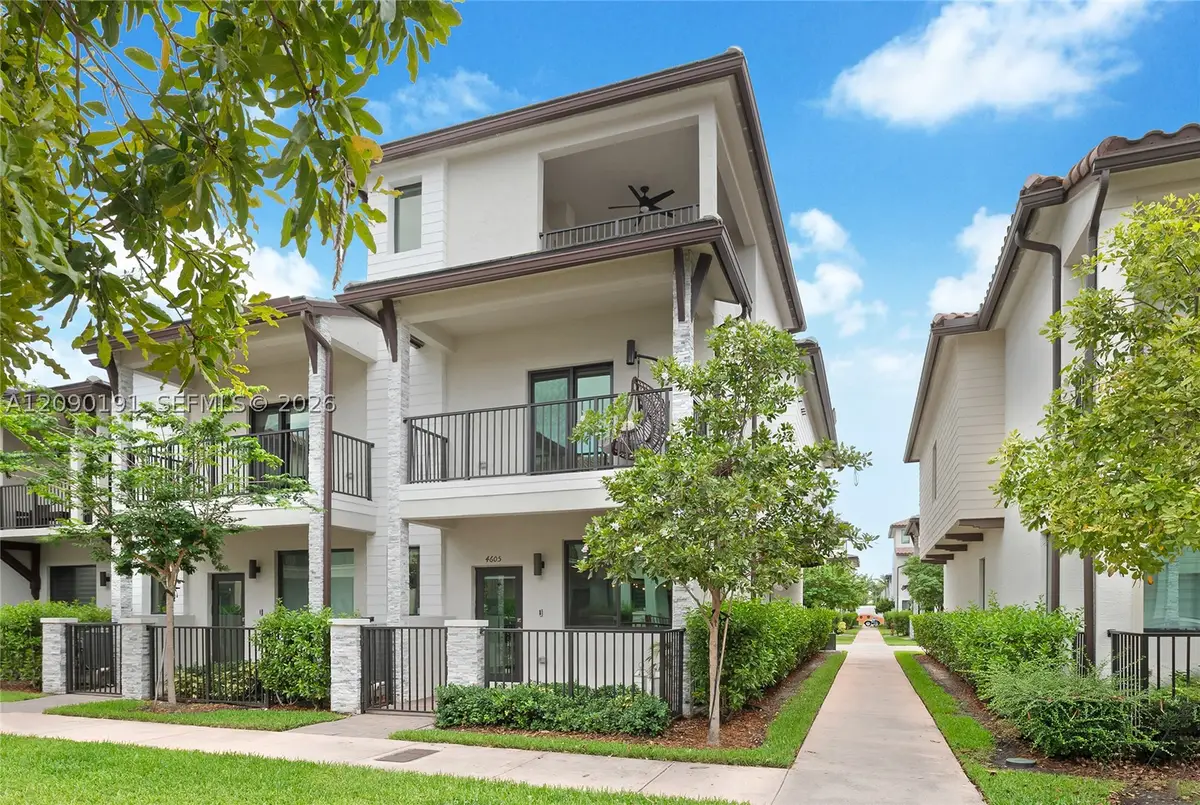 4605 NW 83rd Path, Doral, FL 33166 - #1