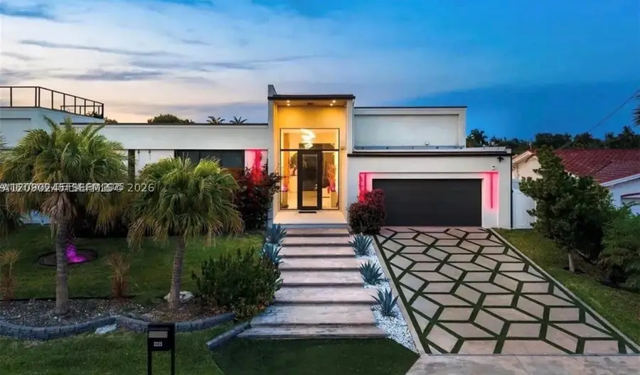 2225 NE 19th St, Fort Lauderdale, FL 33305 - #2