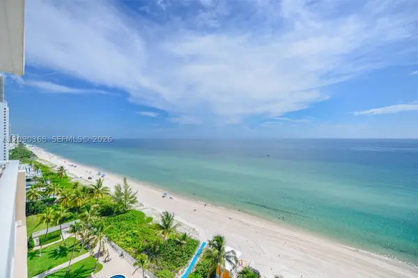 1950 S Ocean Dr #11P, Hallandale Beach, FL 33009