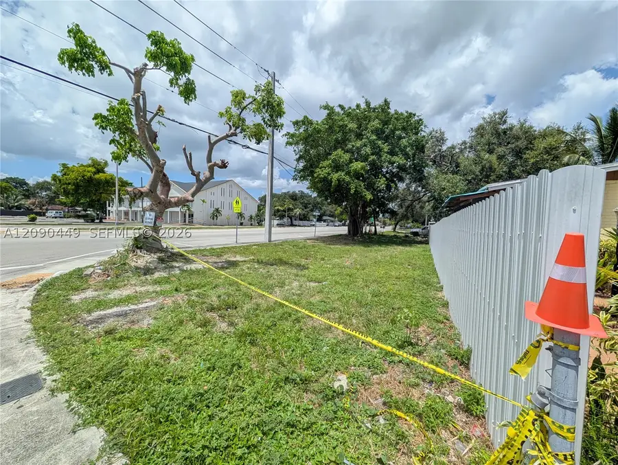2155 NW 152nd St, Miami Gardens, FL 33054 - #2