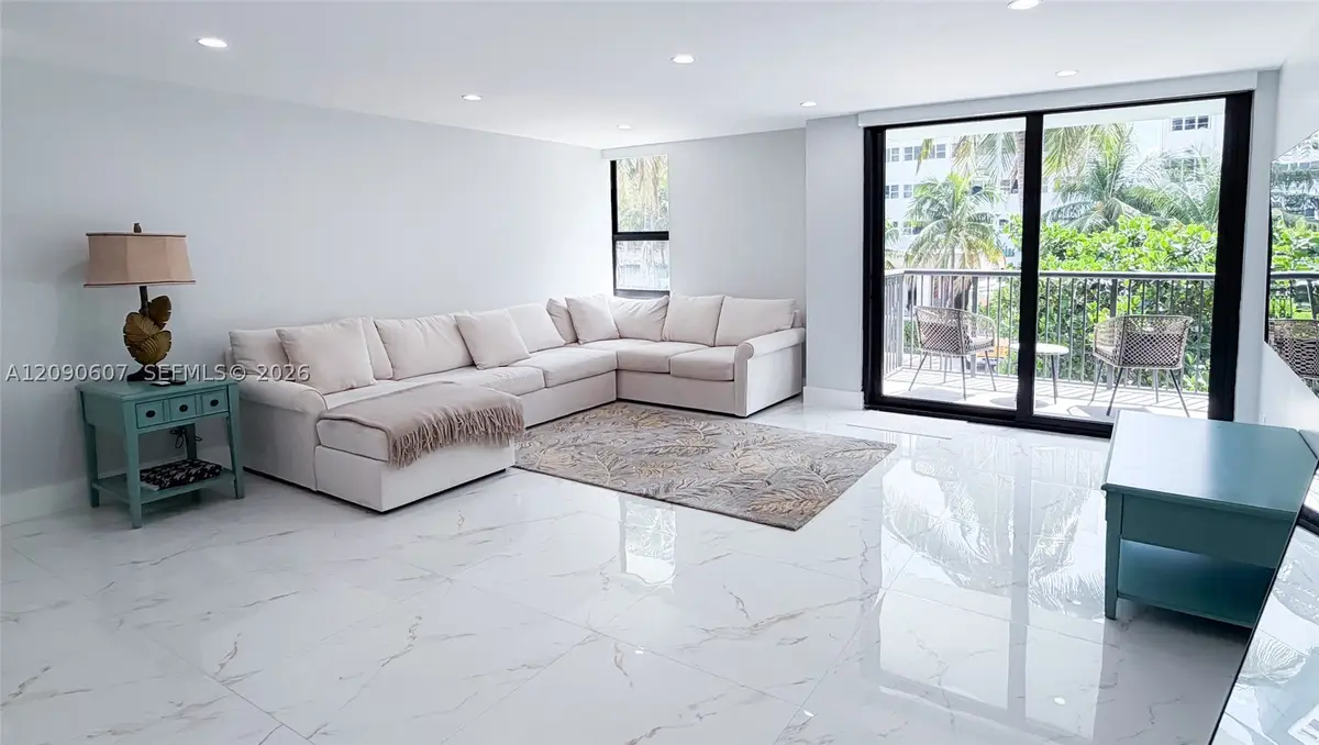 1800 Collins Ave #3B, Miami Beach, FL 33139 - #1