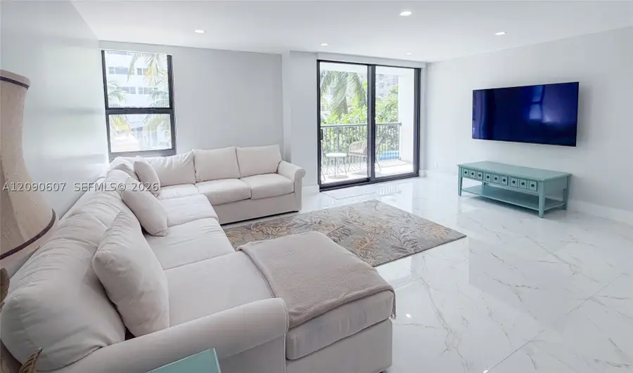 1800 Collins Ave #3B, Miami Beach, FL 33139 - #3
