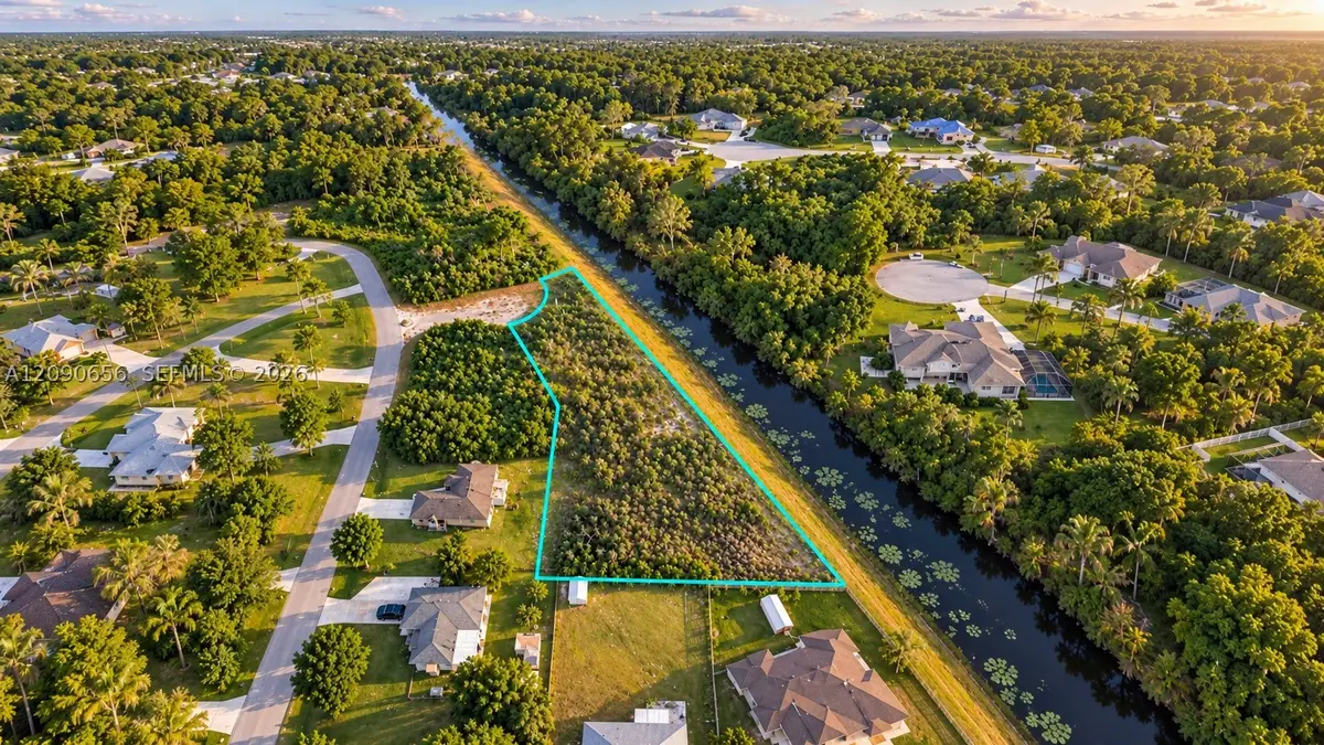 1126/1128 Capp Ct, Lehigh Acres, FL 33971 - #1