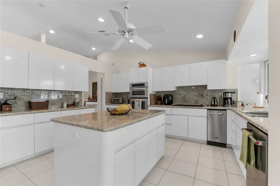 7915 SW 155th St, Palmetto Bay, FL 33157 - #3