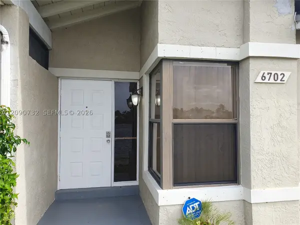 6702 SW 152nd Pl #28-02, Miami, FL 33193