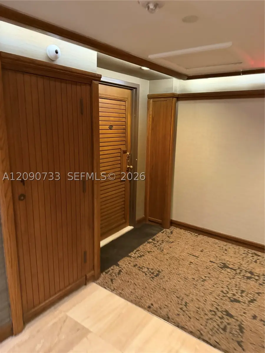 1000 Quayside Ter #1807, Miami, FL 33138 - #2