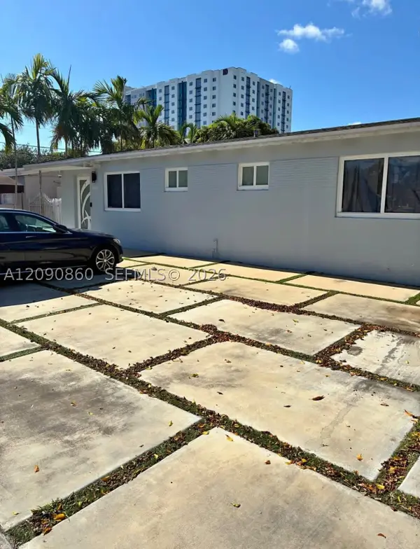 10665 SW 6 St, Miami, FL 33174
