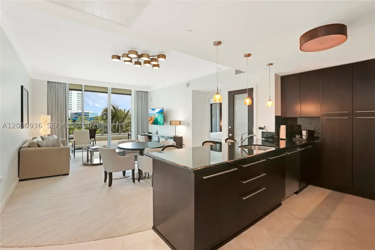 4391 Collins Ave #307, Miami Beach, FL 33140 - #1
