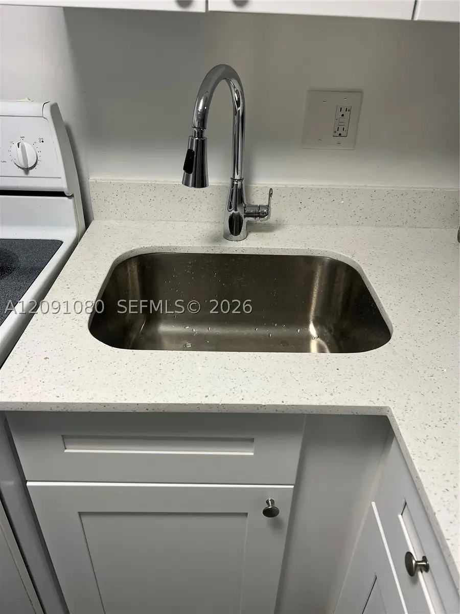 5366 W 26th Ave #121, Hialeah, FL 33016 - #2