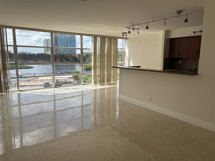 2000 Atlantic Shores Blvd #420, Hallandale Beach, FL 33009 - #2