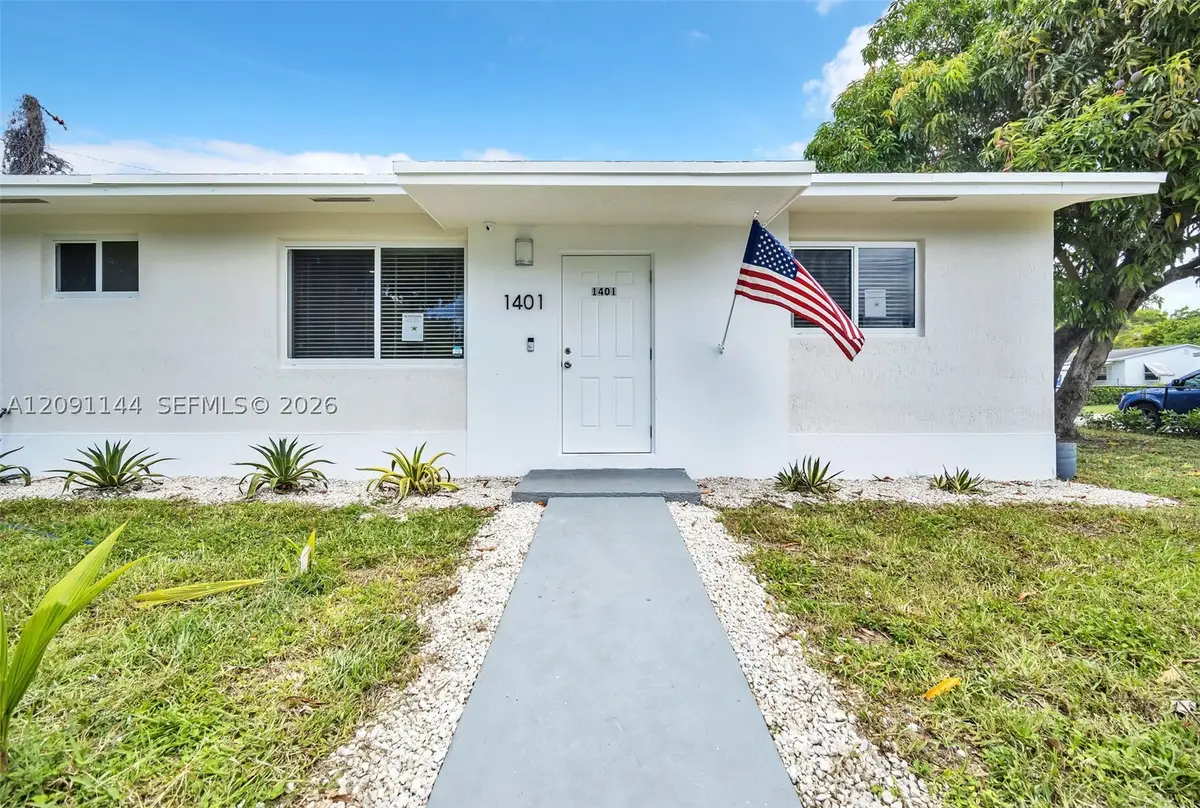 1401 NE 152nd St, North Miami Beach, FL 33162 - #1