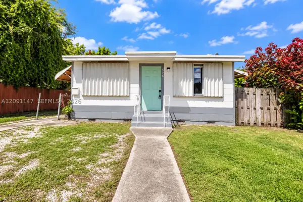 526 NW 44th Ave, Miami, FL 33126
