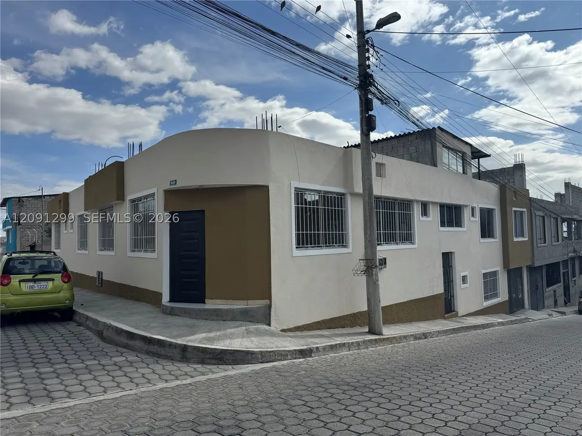 E5-255 La Madrid Y La Ecuatoriana, Quito, FL  - #1