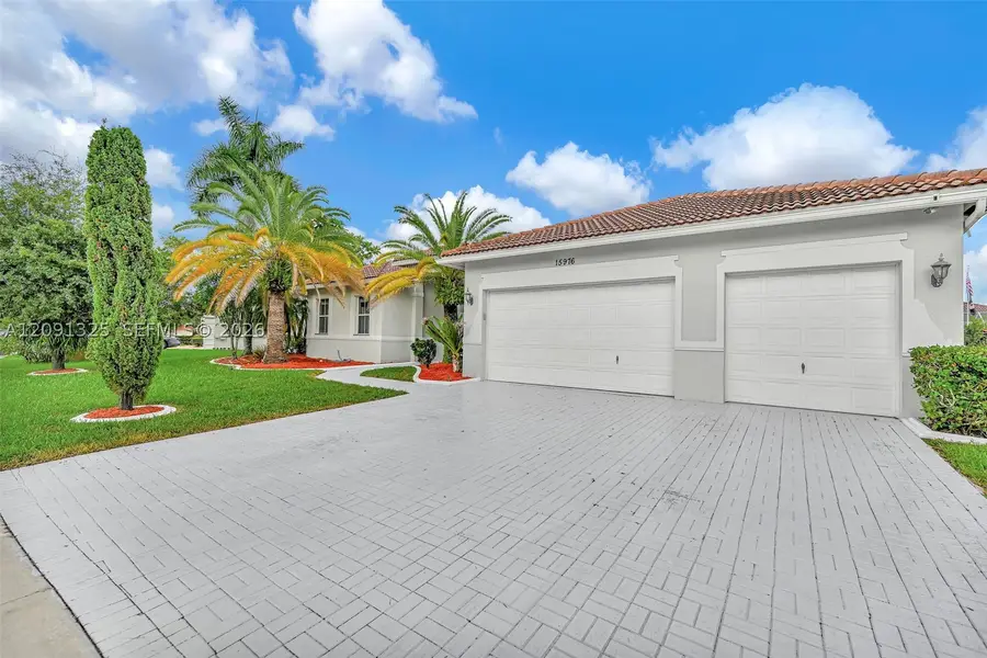 15976 SW 4th St, Pembroke Pines, FL 33027 - #2