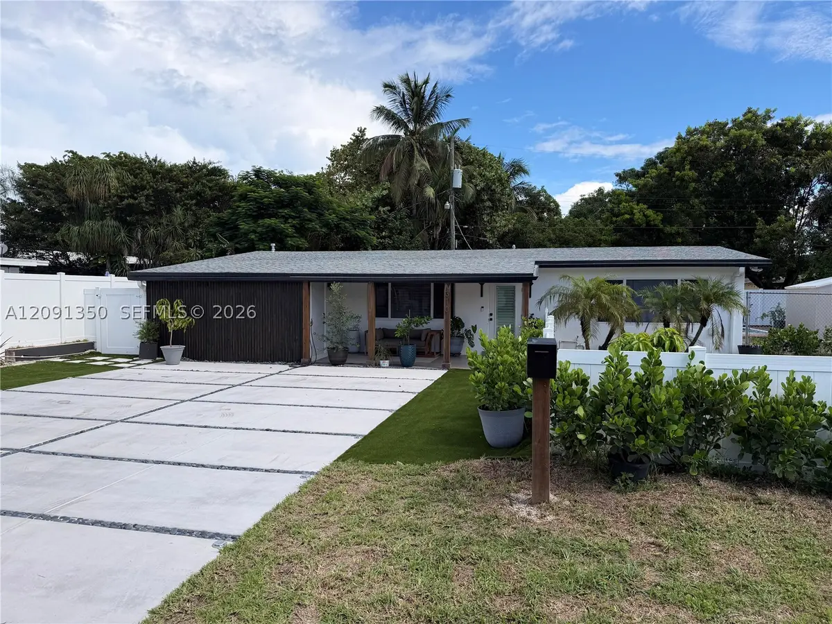 310 NE 12th Ave, Pompano Beach, FL 33060 - #1