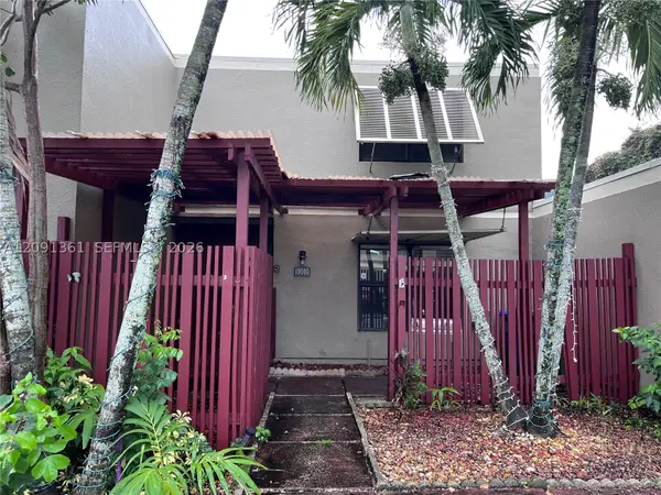 11010 Clubhouse Rd, Pembroke Pines, FL 33026