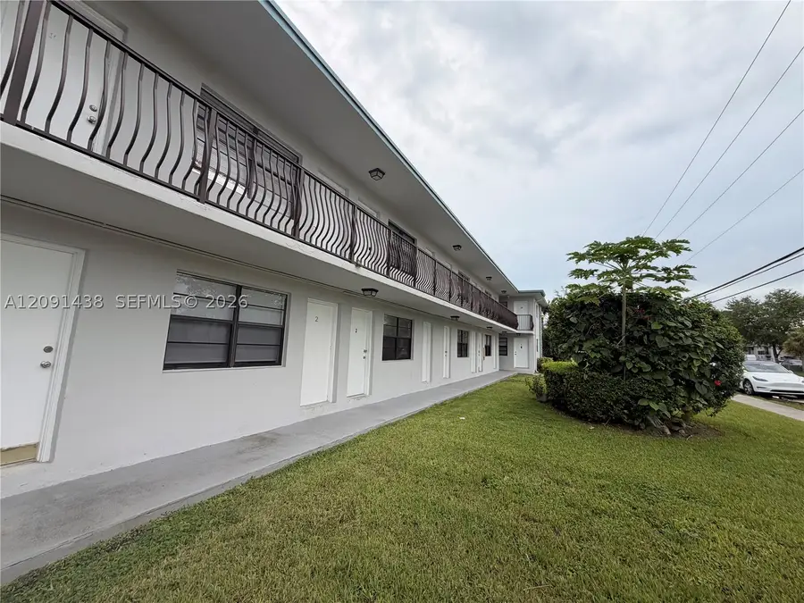 6780 SW 44th St #1, Miami, FL 33155 - #2