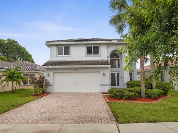 20833 NW 14th Ct, Pembroke Pines, FL 33029