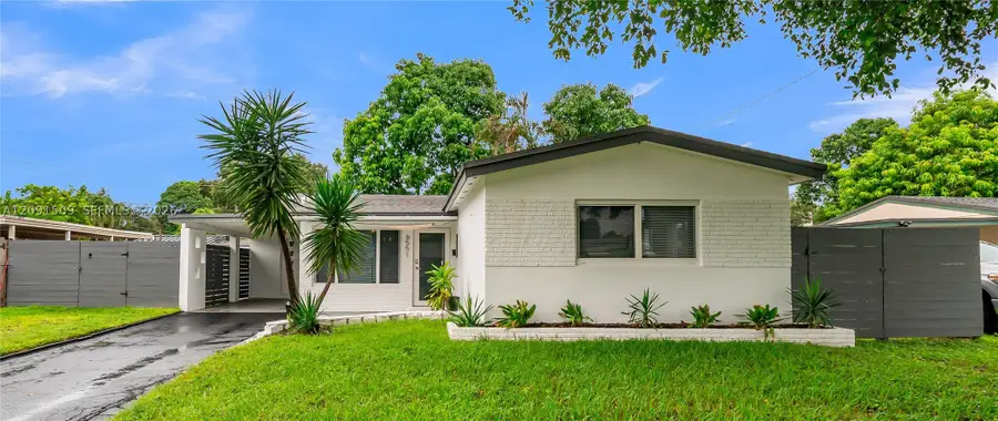 6551 Scott St, Hollywood, FL 33024 - #3