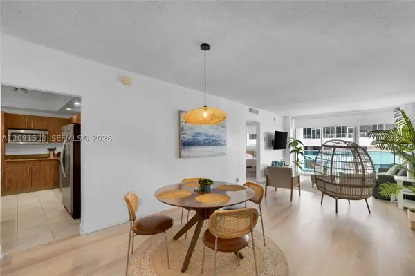 4001 S Ocean Dr #12D, Hollywood, FL 33019