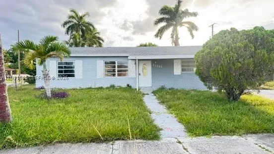 20500 NW 28th Ave, Miami Gardens, FL 33056