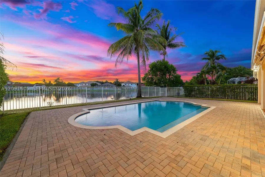 4400 Fox Ridge Dr, Weston, FL 33331 - #2