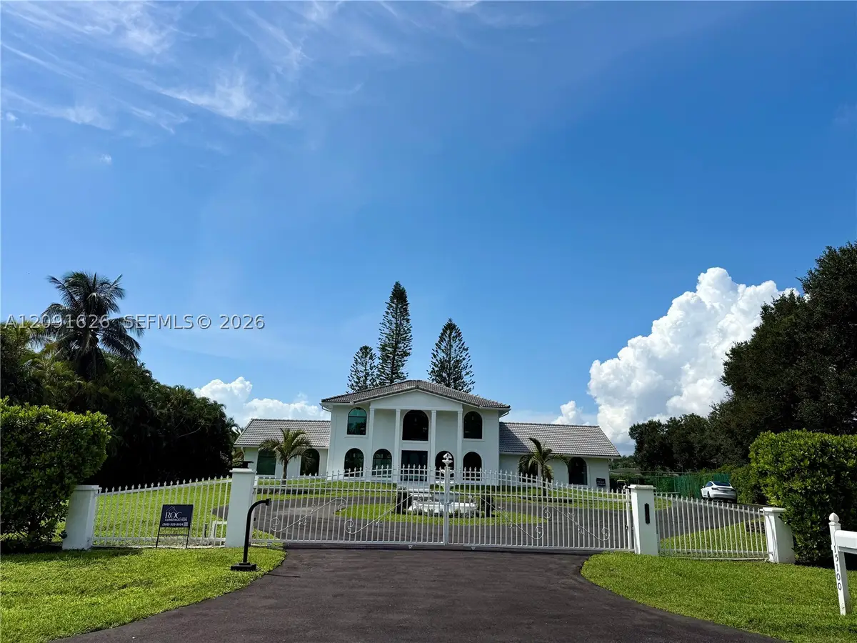 15100 S Saxon Cir, Southwest Ranches, FL 33331 - #1
