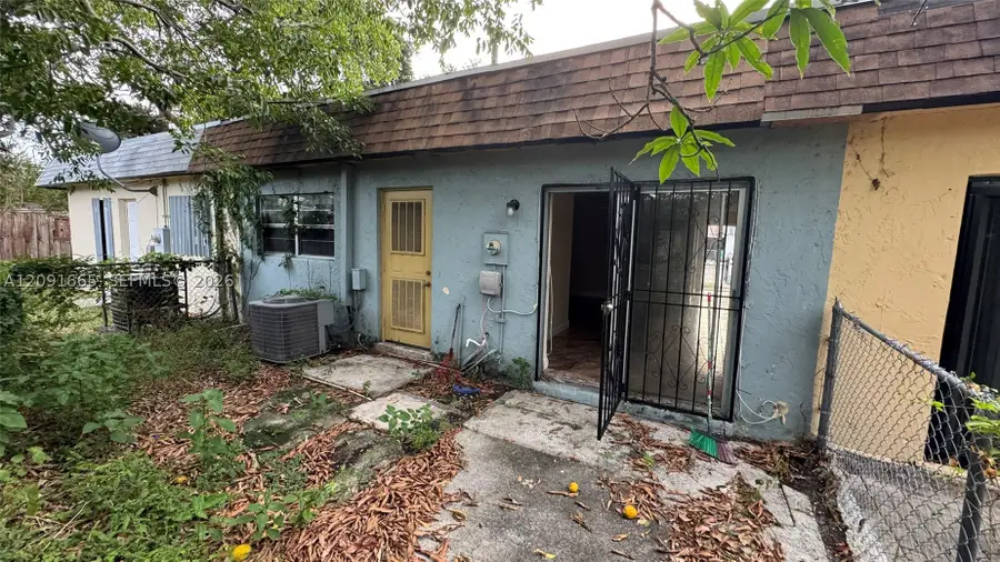 3896 NW 207th St Rd, Miami Gardens, FL 33055 - #3