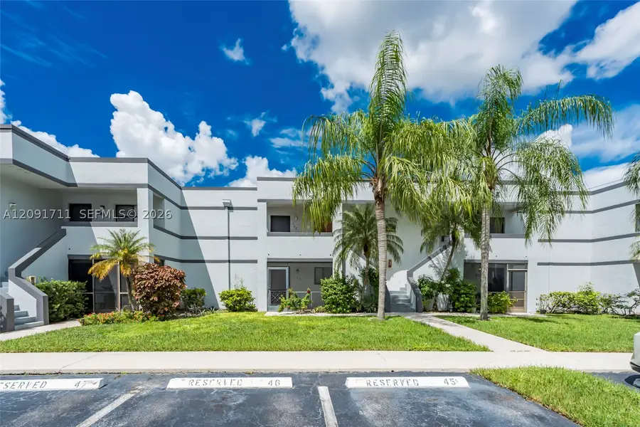 161 Lakeview Dr #202, Weston, FL 33326 - #2