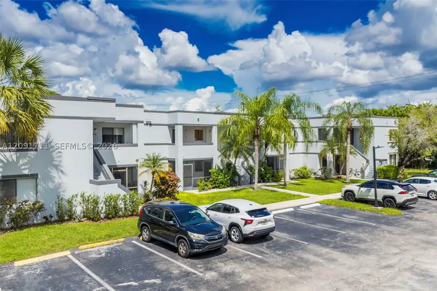 161 Lakeview Dr #202, Weston, FL 33326 - #3