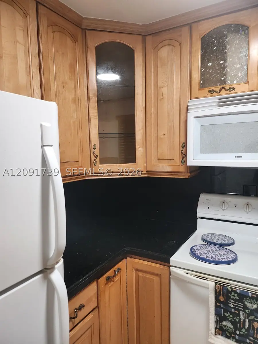 1725 W 60th St #F202, Hialeah, FL 33012 - #3