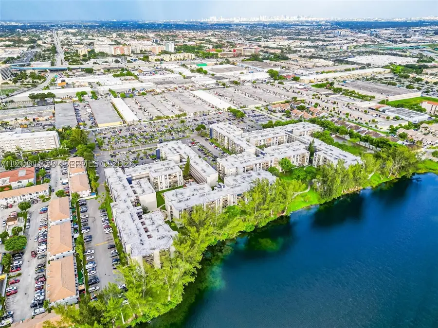 10000 NW 80th Ct #2247, Hialeah Gardens, FL 33016 - #2