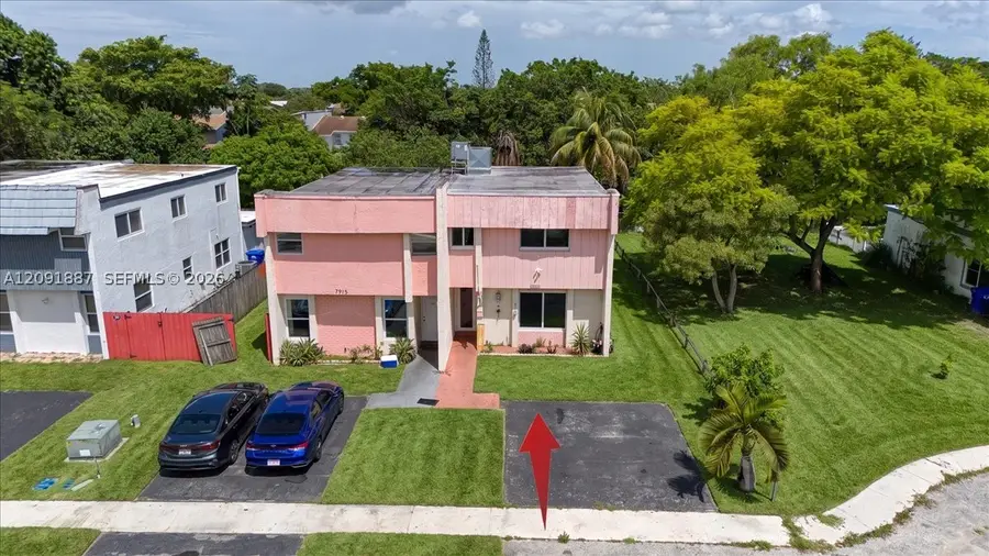 7911 SW 7th Pl, North Lauderdale, FL 33068 - #3