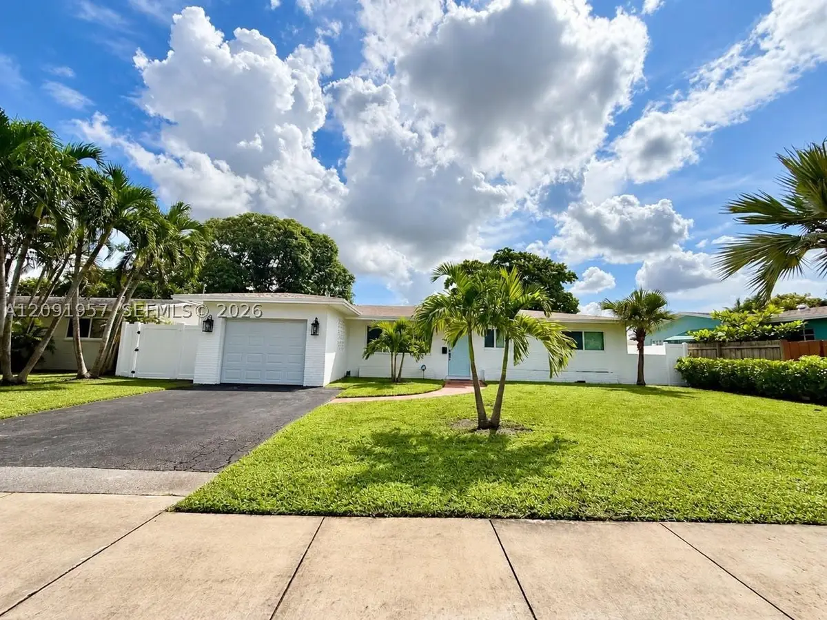 401 SW 72nd Ave, Pembroke Pines, FL 33023 - #1