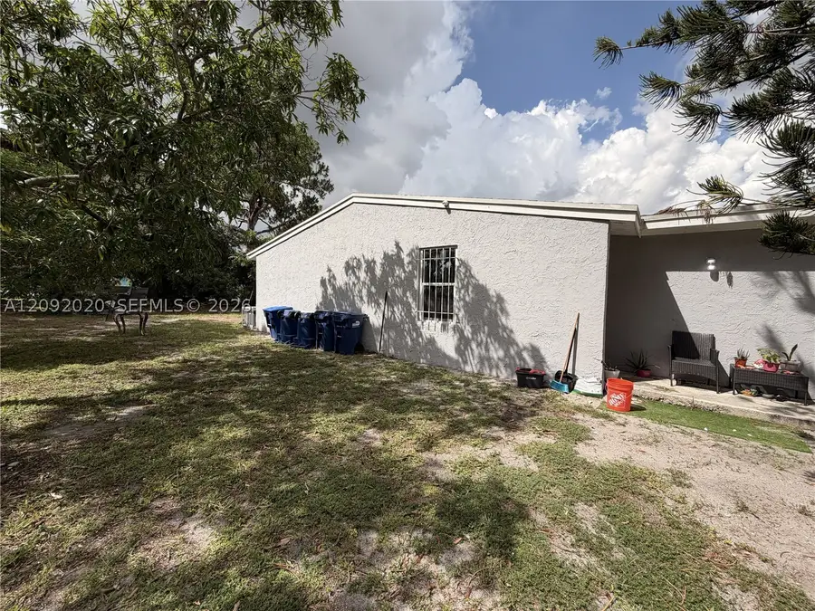3814 NW 213th St, Miami Gardens, FL 33055 - #2