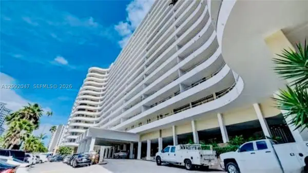 5555 Collins Ave #7P, Miami Beach, FL 33140