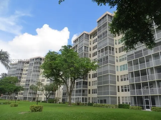 3499 Oaks Way #708, Pompano Beach, FL 33069 - #2