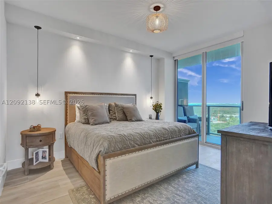 16385 Biscayne Blvd #2107, North Miami Beach, FL 33160 - #2