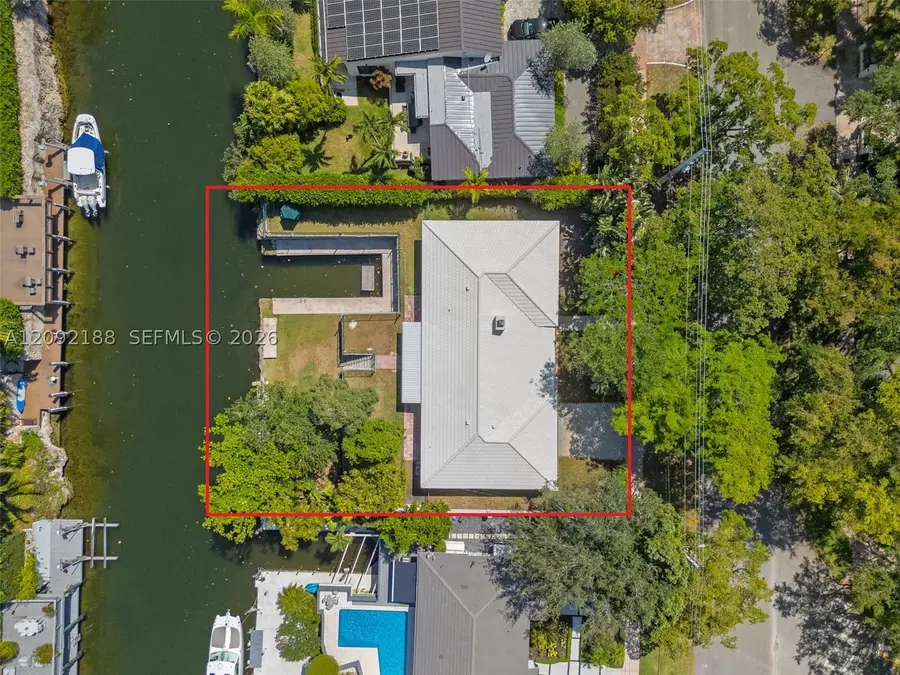 739 S Alhambra Cir, Coral Gables, FL 33146 - #3
