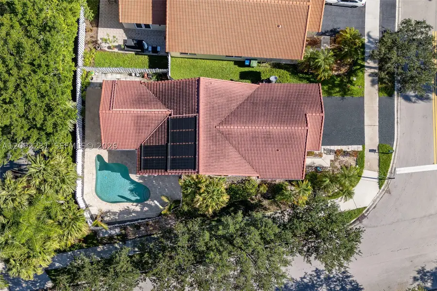 890 San Remo Dr, Weston, FL 33326 - #2
