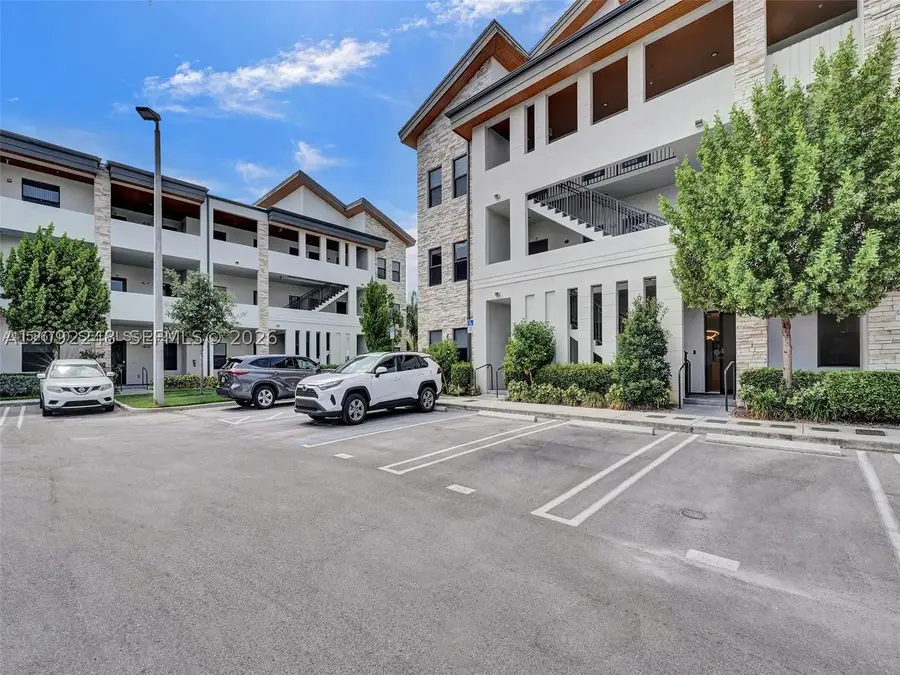 8195 NW 104th Ave #2, Doral, FL 33178 - #2